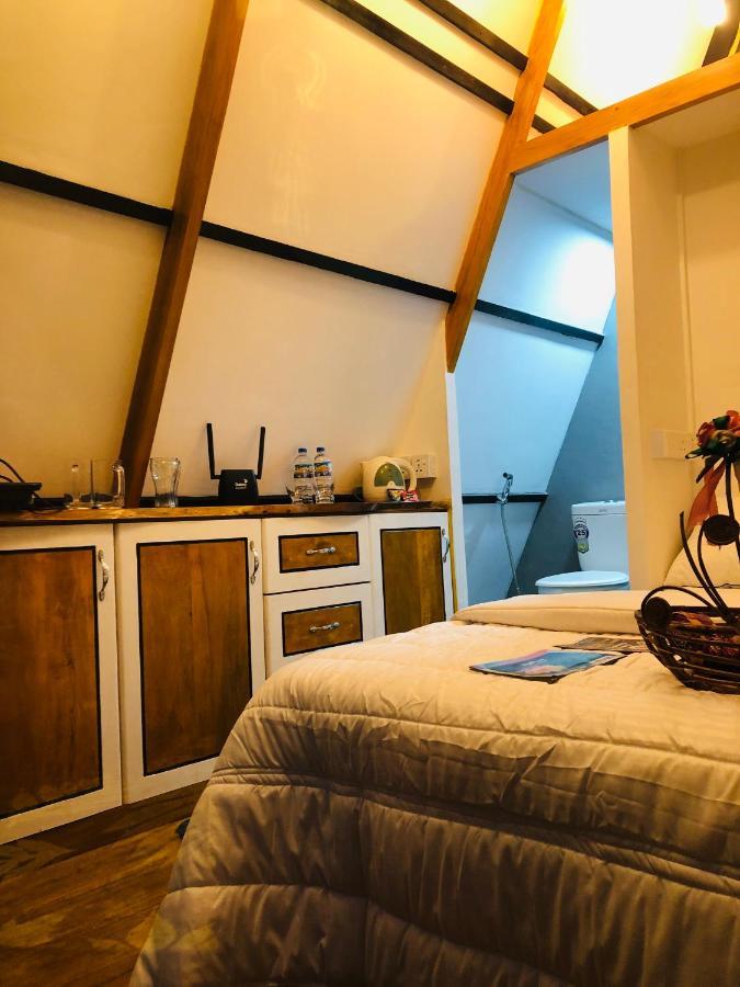 The We2 "Wildwood Elegance Escape" Bed & Breakfast Induruwa Ngoại thất bức ảnh