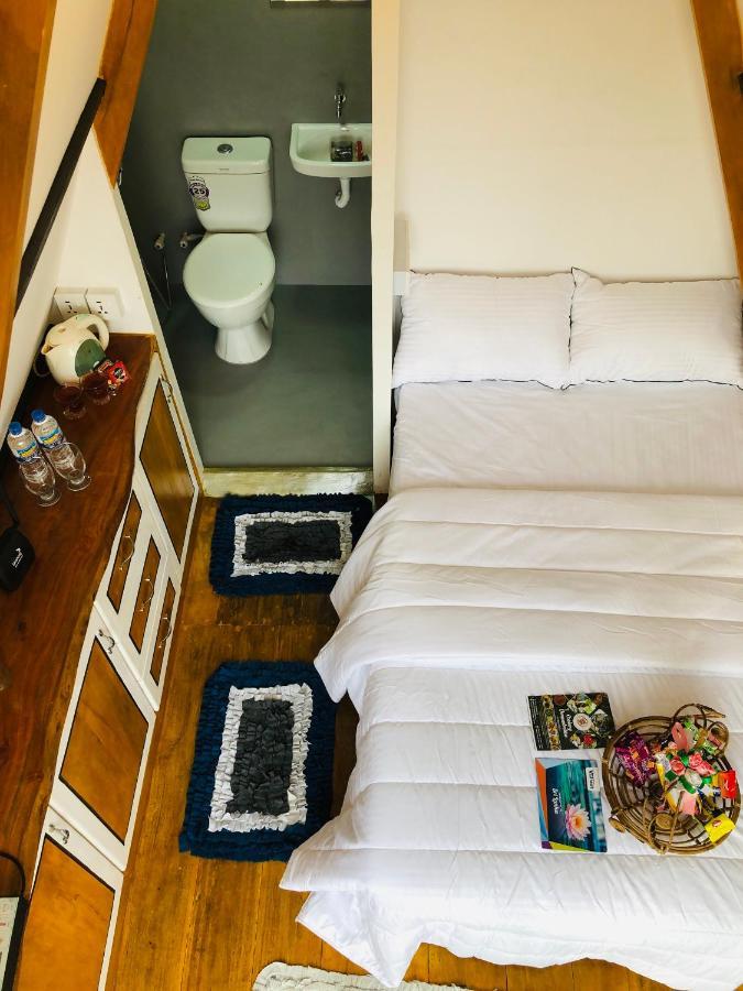 The We2 "Wildwood Elegance Escape" Bed & Breakfast Induruwa Ngoại thất bức ảnh