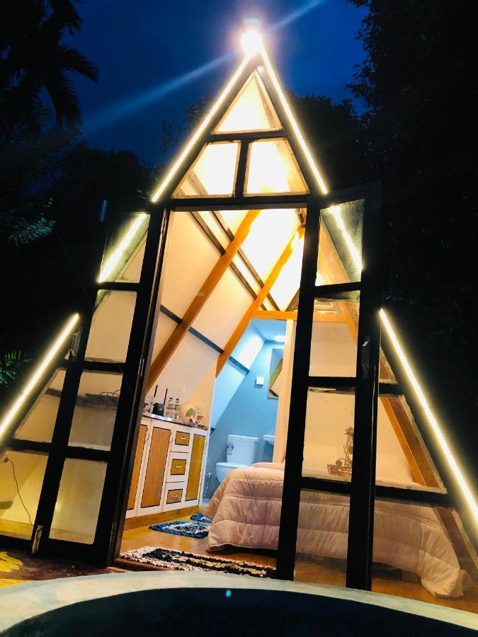 The We2 "Wildwood Elegance Escape" Bed & Breakfast Induruwa Ngoại thất bức ảnh