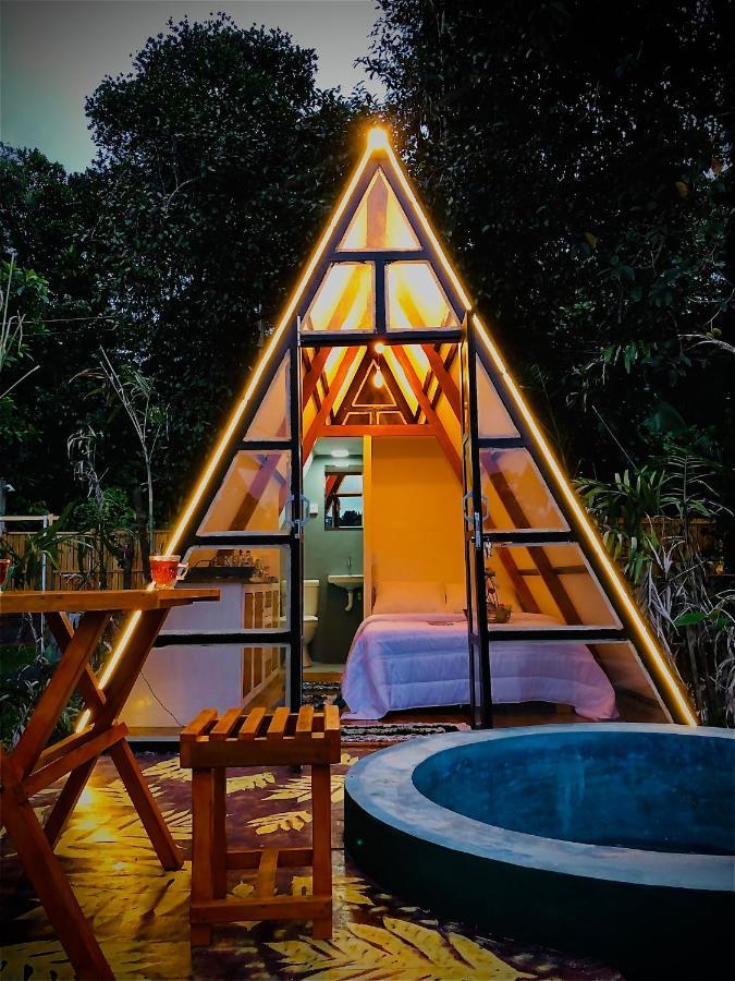 The We2 "Wildwood Elegance Escape" Bed & Breakfast Induruwa Ngoại thất bức ảnh