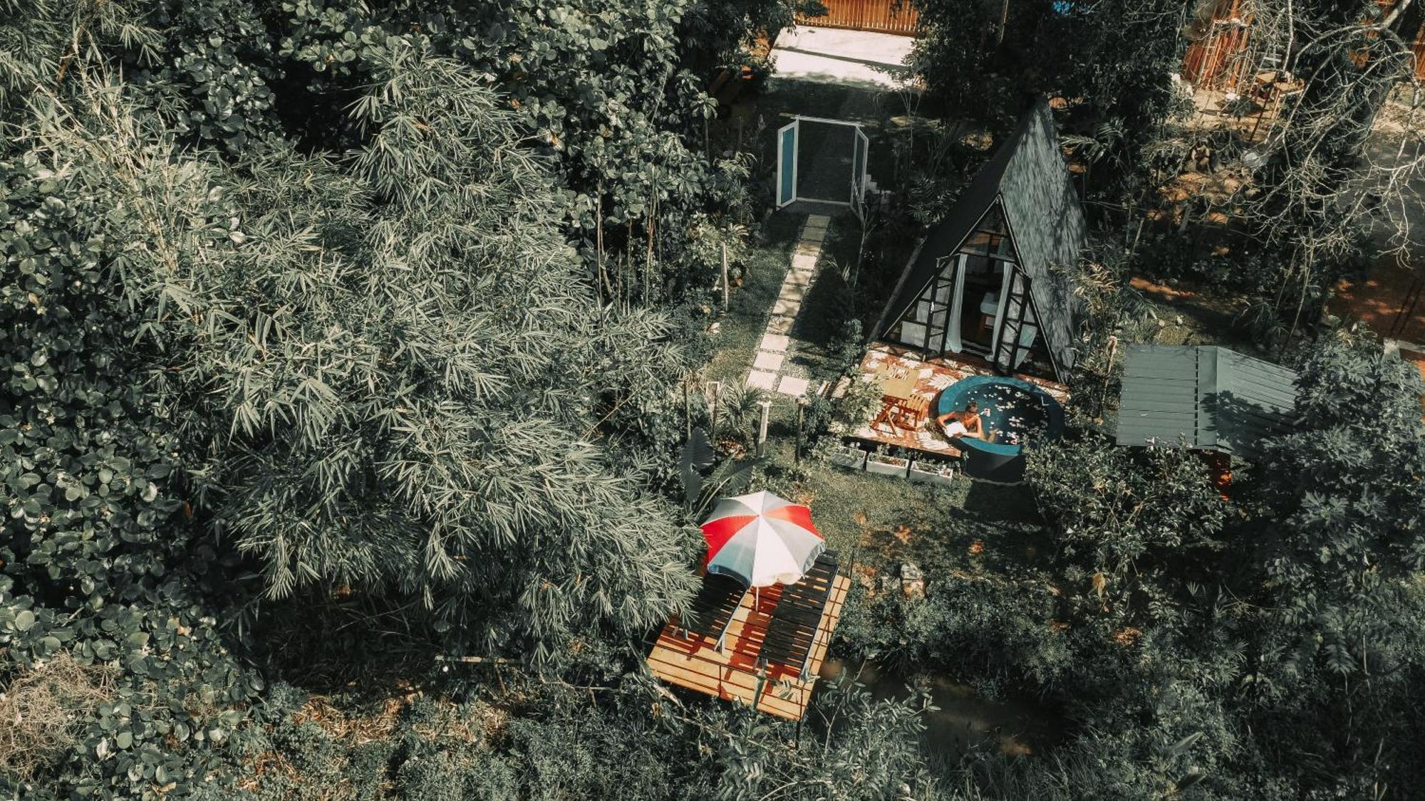 The We2 "Wildwood Elegance Escape" Bed & Breakfast Induruwa Ngoại thất bức ảnh